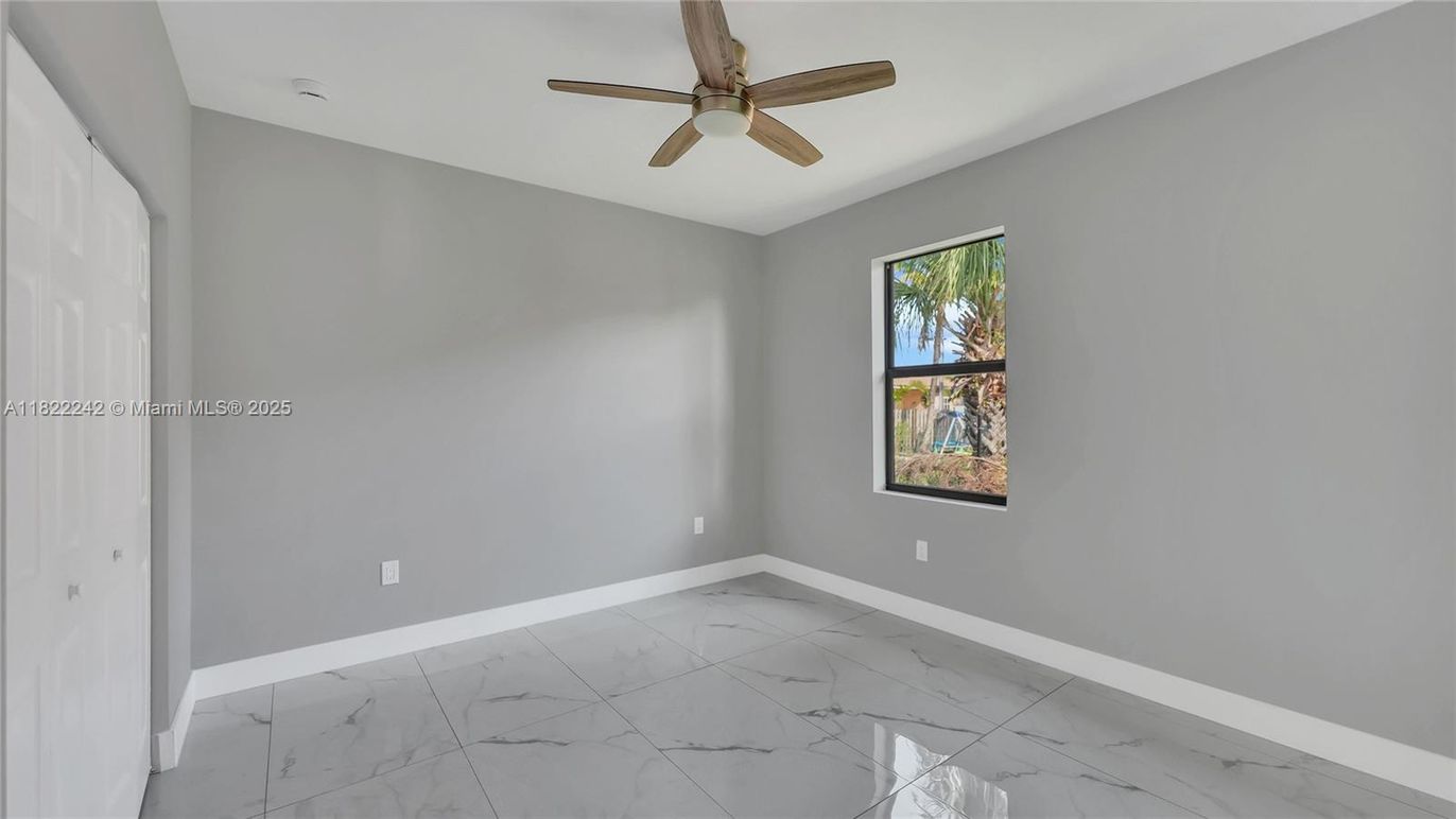 Empty room, Interior, Marble