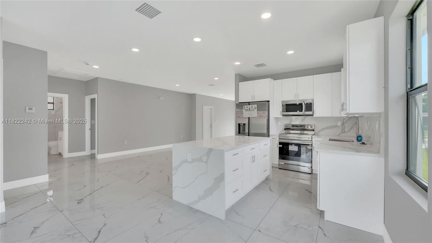Interior, Kitchen, Marble, Recessed Lighting, Stainless Steel Appliances
