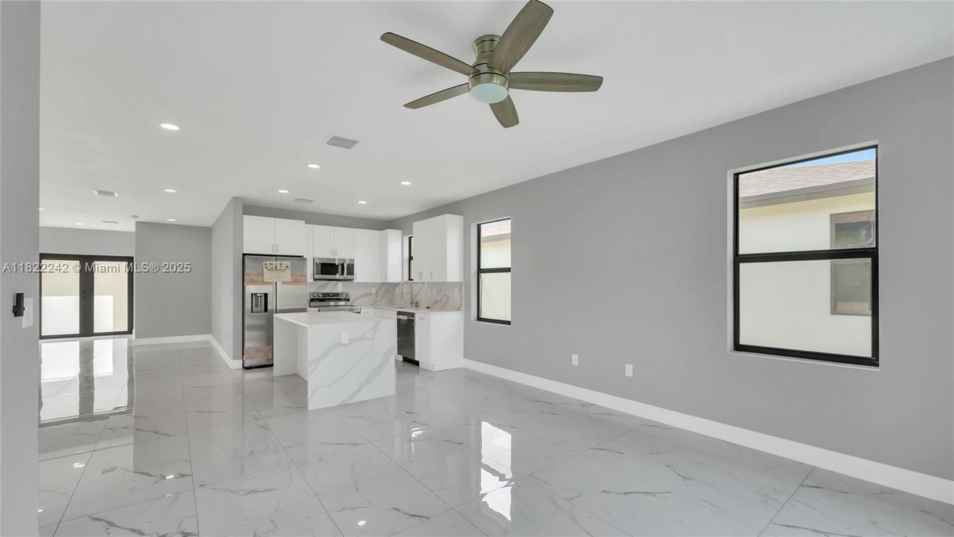 Interior, Kitchen, Marble, Recessed Lighting, Stainless Steel Appliances