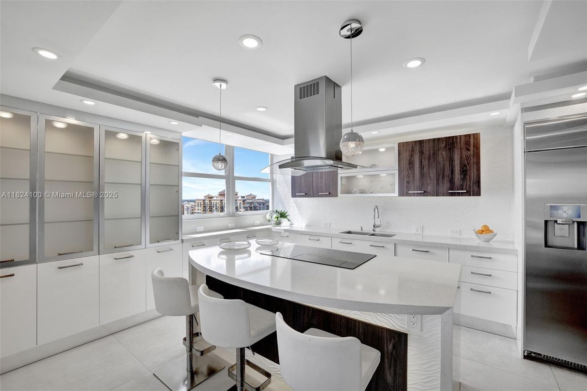 Interior, Kitchen, Pendant Lights, Recessed Lighting, Stainless Steel Appliances