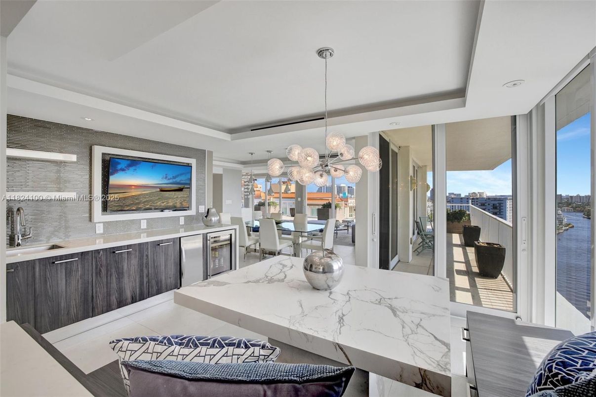 Dining room, Interior, Pendant Lights, Recessed Lighting, Stainless Steel Appliances, Water