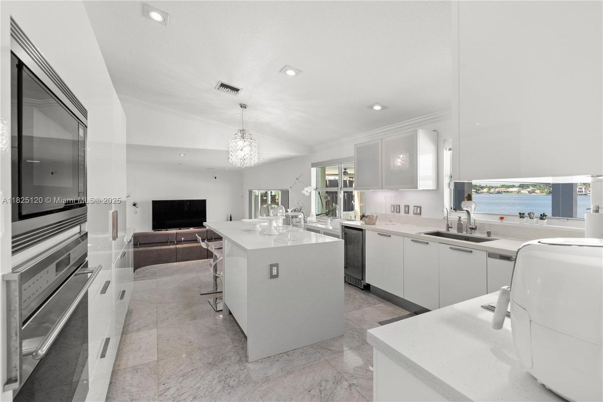 Chandelier, Interior, Kitchen, Pendant Lights, Recessed Lighting, Stainless Steel Appliances, Water