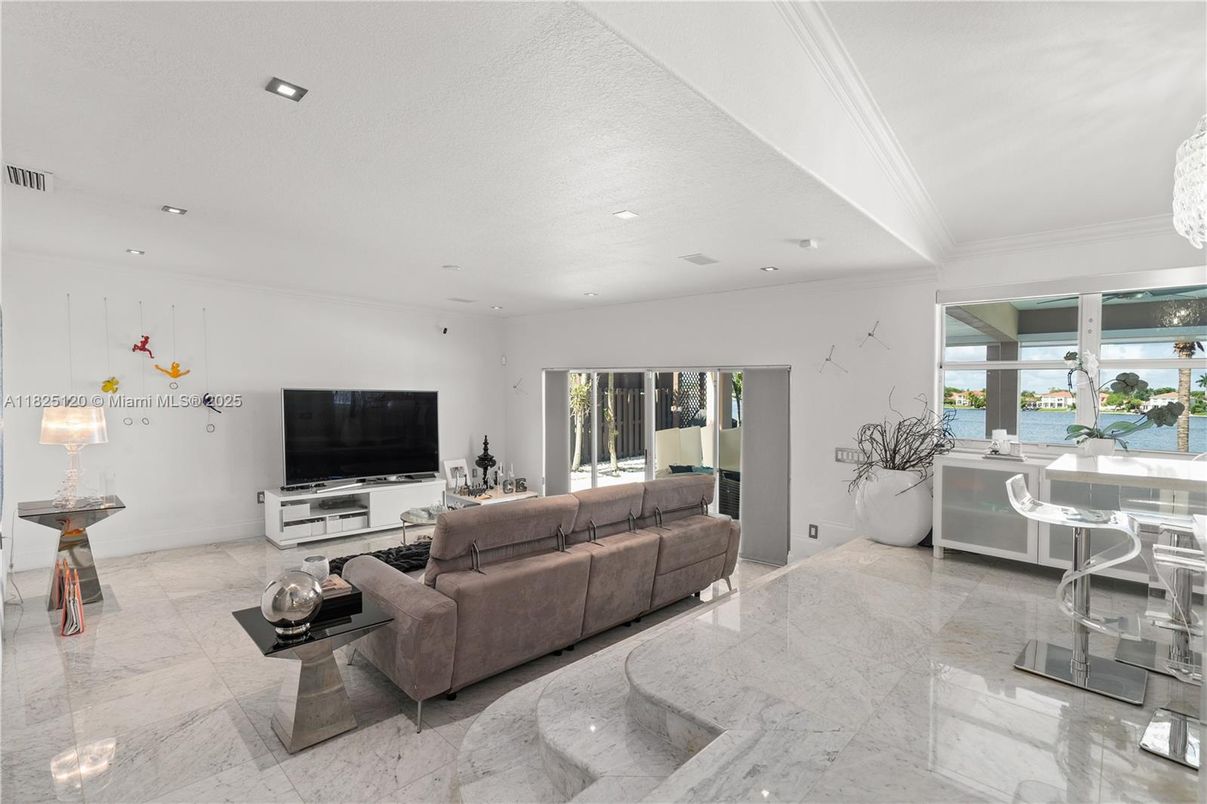 Interior, Living room, Marble, Recessed Lighting, Water