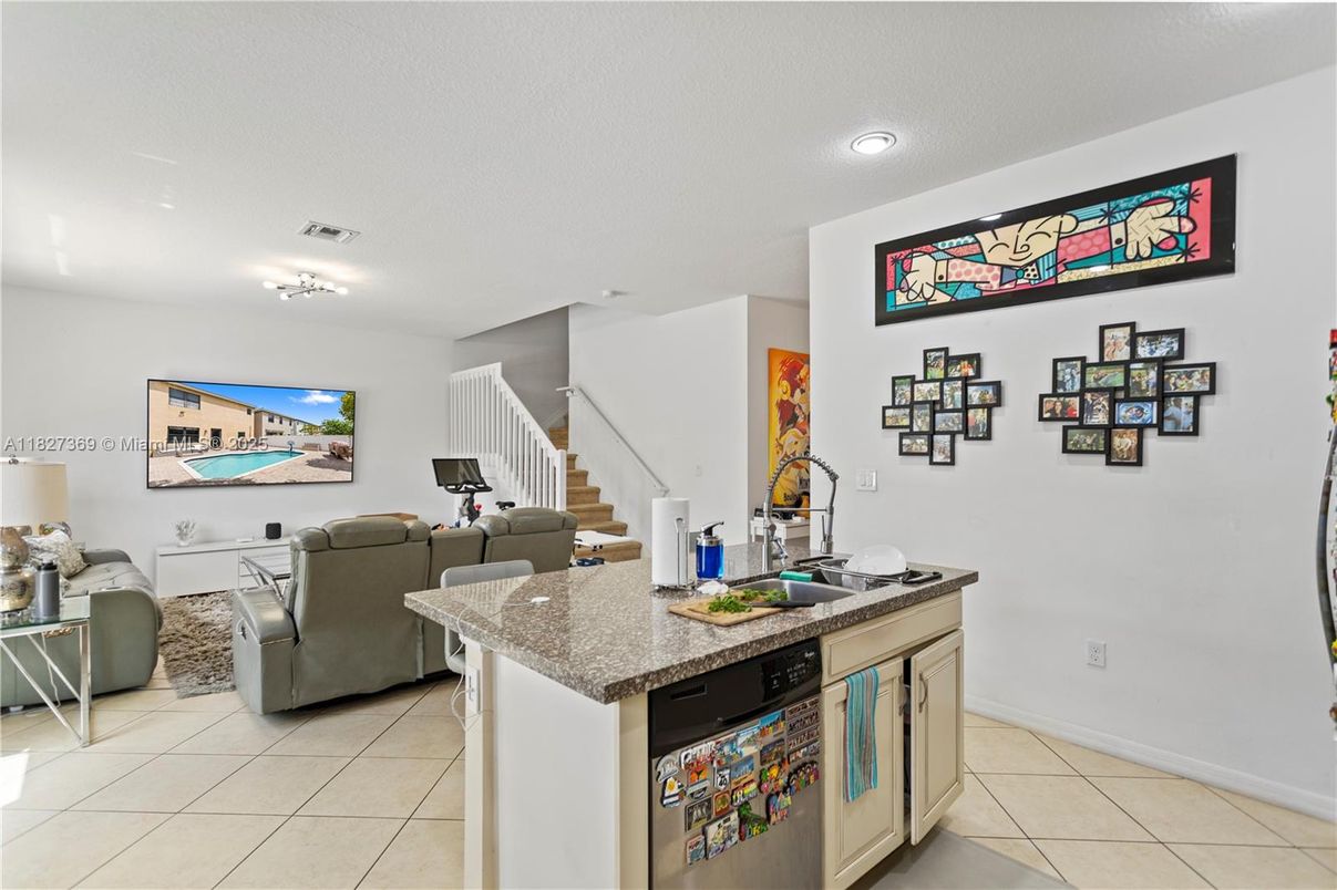 Interior, Kitchen, Living room, Recessed Lighting