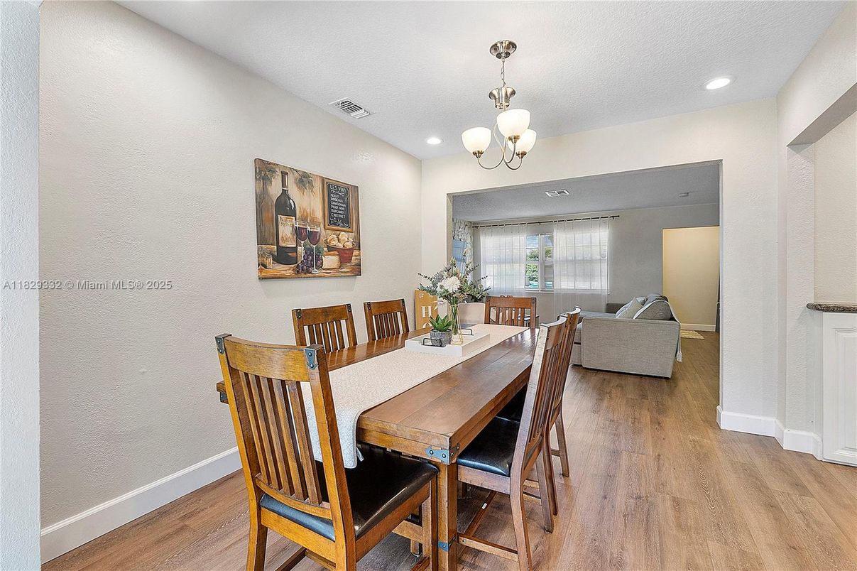 Chandelier, Dining room, Interior, Living room, Recessed Lighting, Wood Texture Flooring