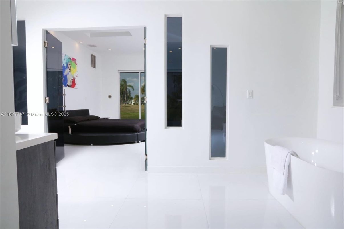 Interior, Recessed Lighting