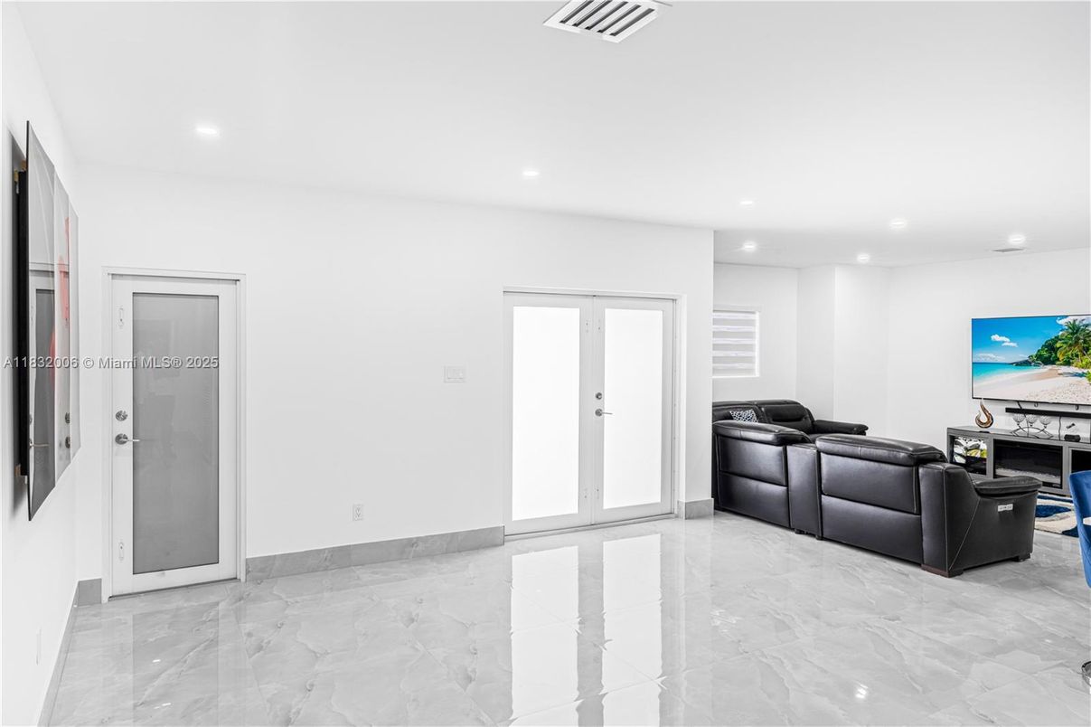 Interior, Living room, Marble, Recessed Lighting