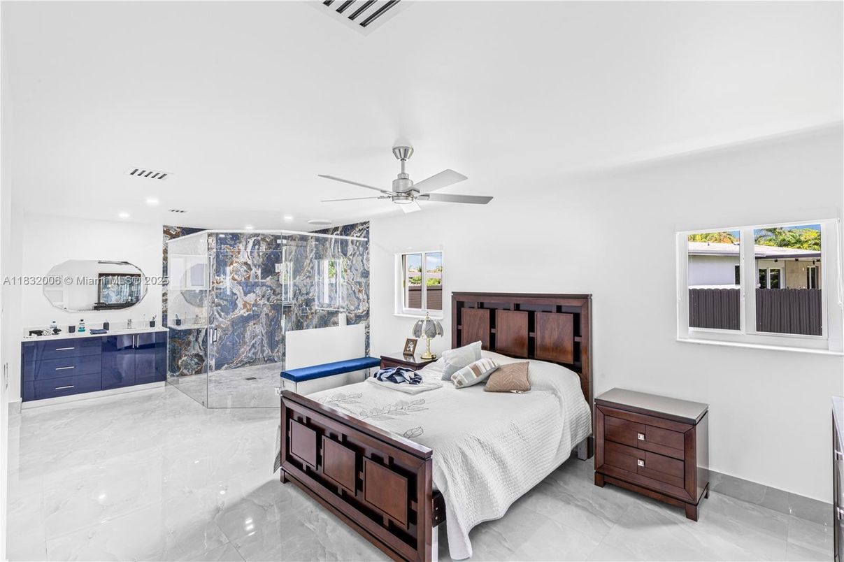Bedroom, Interior, Marble, Recessed Lighting