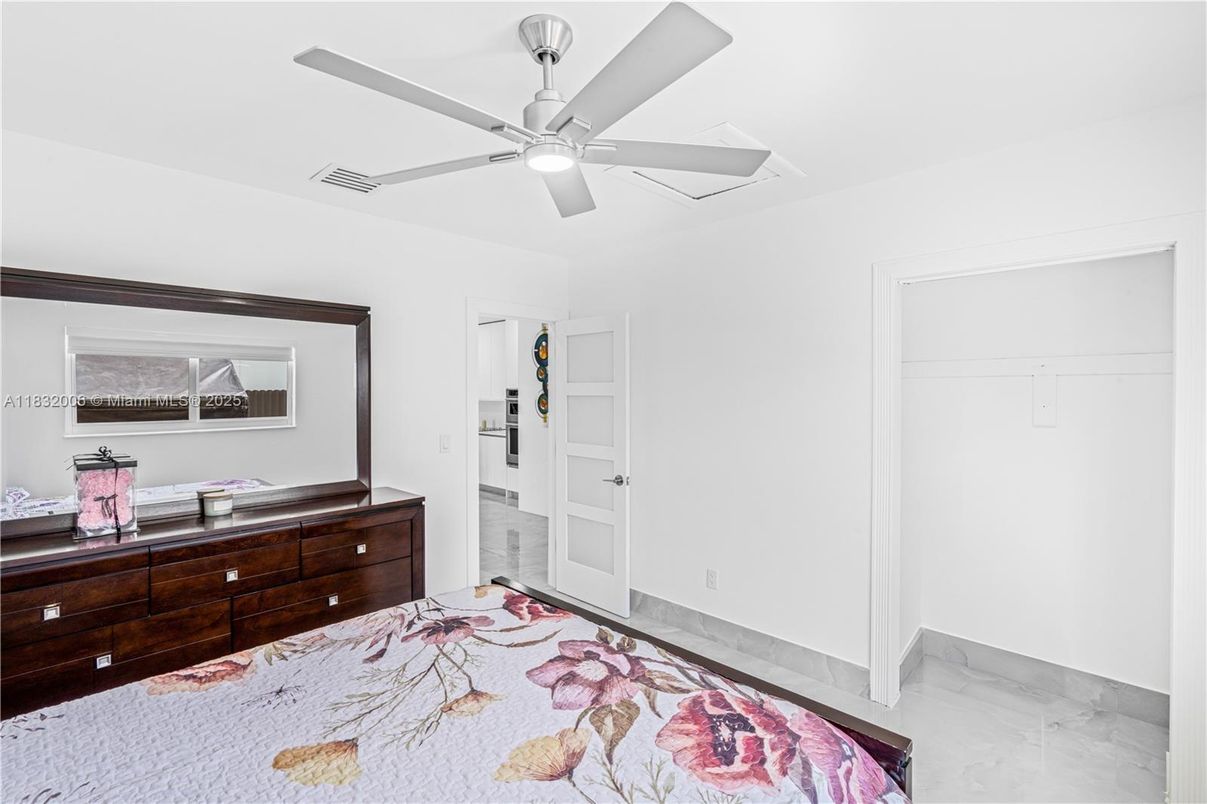 Bedroom, Interior, Marble