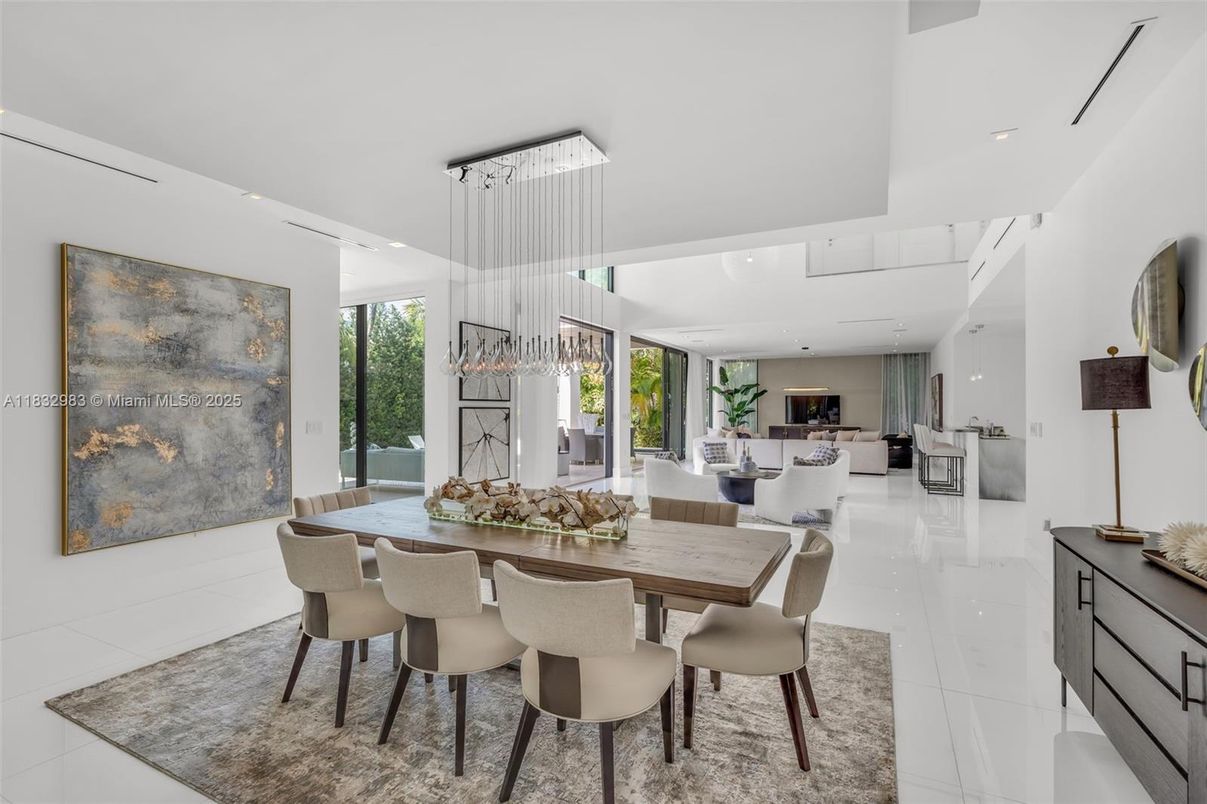 Dining room, Fireplace, Interior, Living room, Pendant Lights, Recessed Lighting