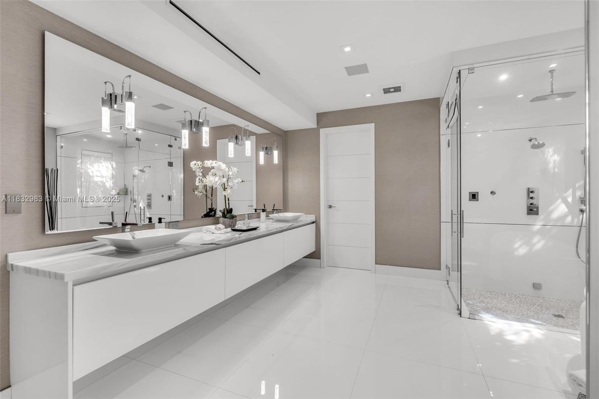 Bathroom, Dual Sink Vanities, Glass Shower, Interior, Recessed Lighting