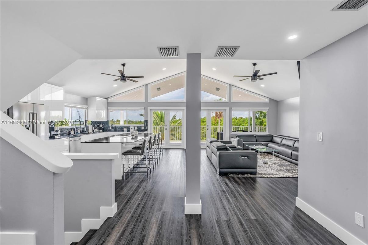 Interior, Kitchen, Living room, Recessed Lighting, Wood Texture Flooring