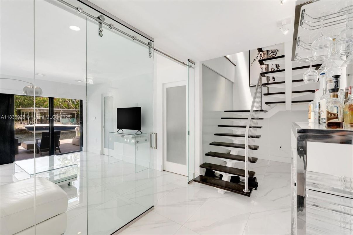 Interior, Marble, Recessed Lighting