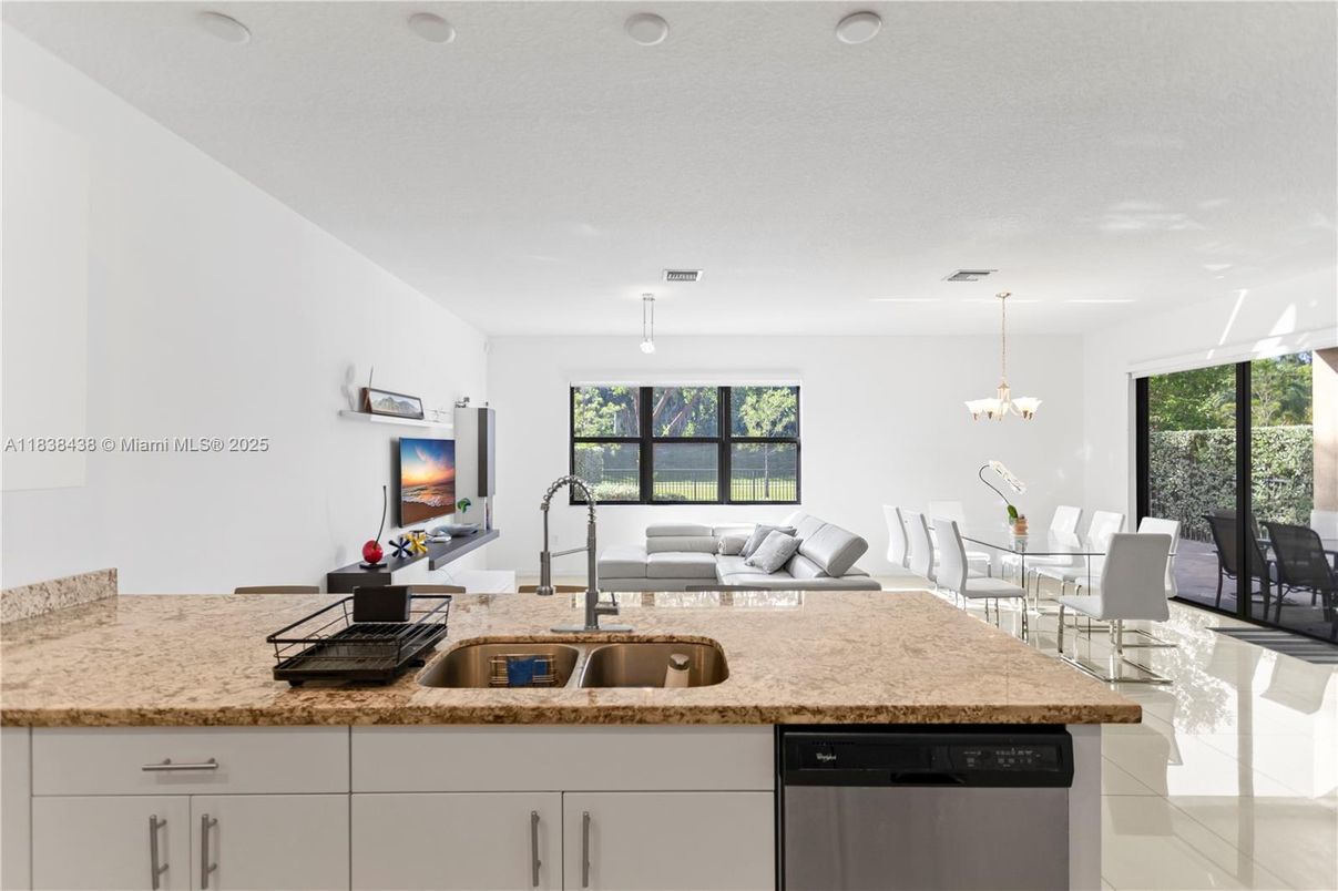 Dining room, Interior, Kitchen, Living room
