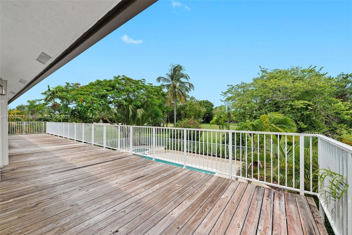 Exterior, Wood Texture Flooring