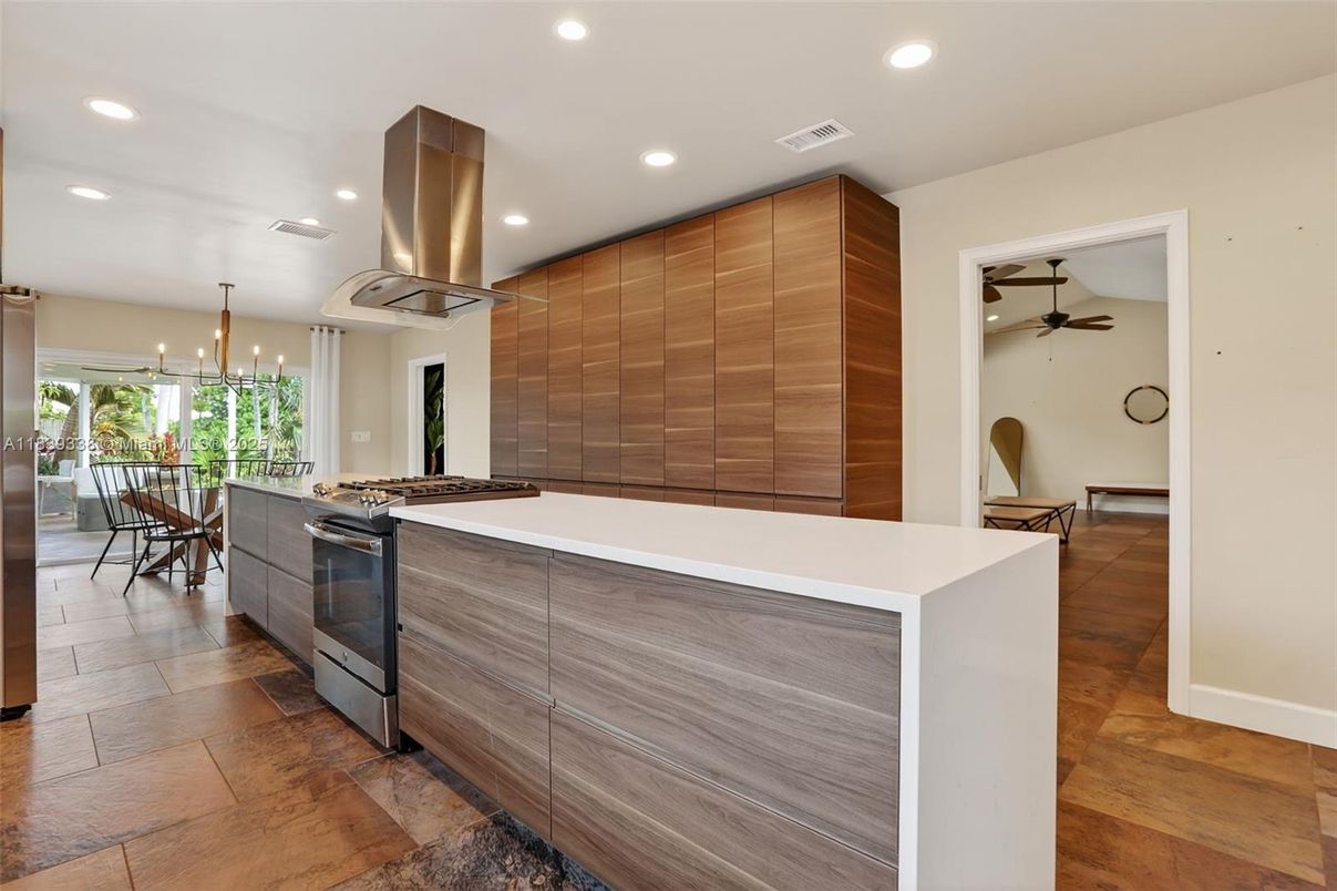 Dining room, Interior, Kitchen, Pendant Lights, Recessed Lighting