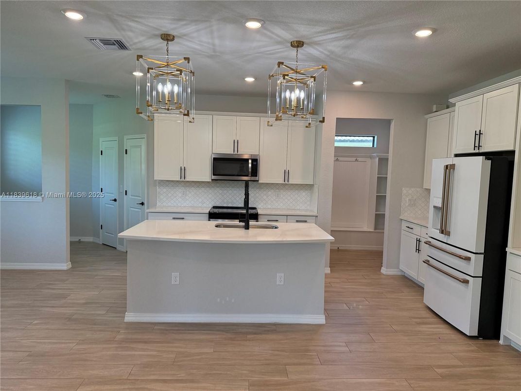 Interior, Kitchen, Pendant Lights, Recessed Lighting, Wood Texture Flooring