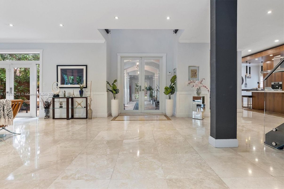 Interior, Recessed Lighting