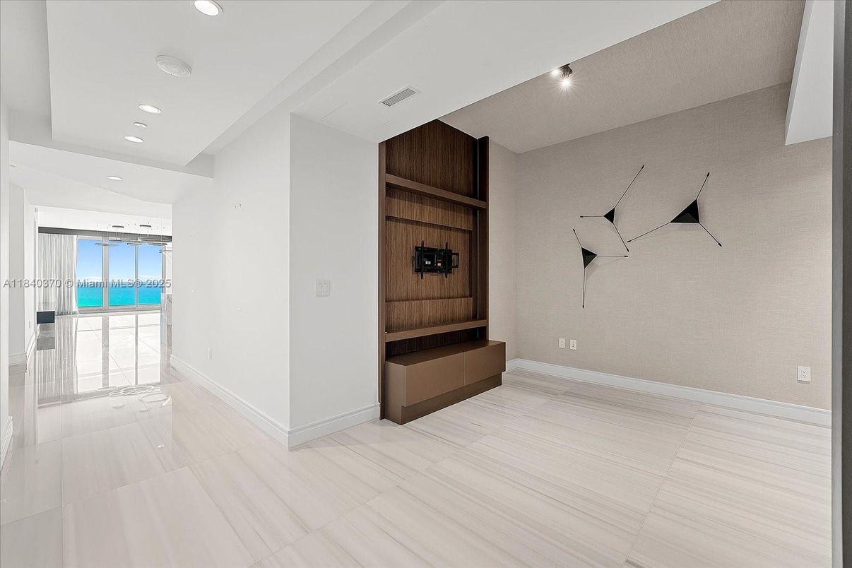 Interior, Recessed Lighting, Sauna Room
