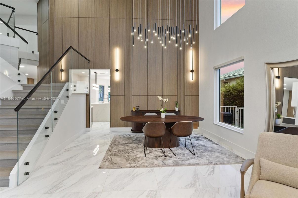 Dining room, Interior, Marble, Pendant Lights