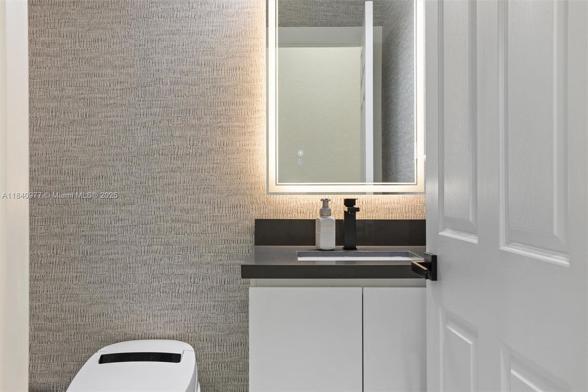 Bathroom, Interior