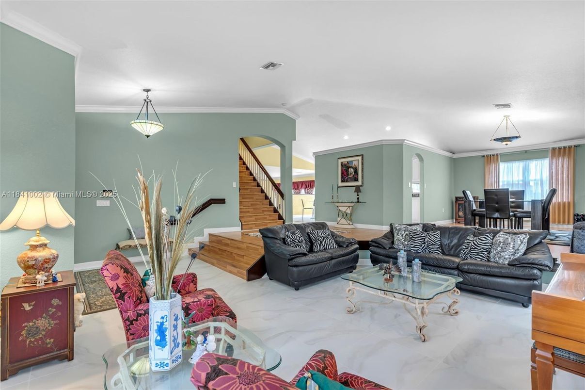 Dining room, Interior, Living room, Recessed Lighting