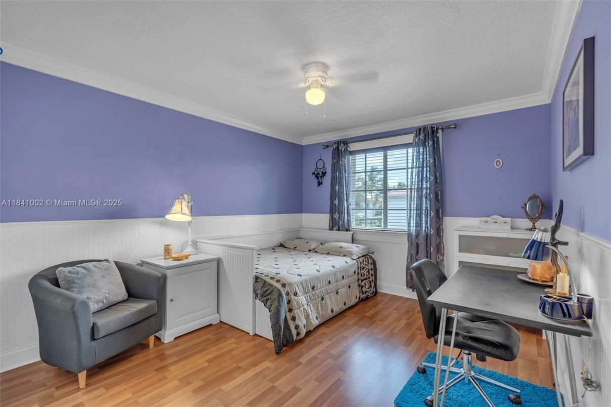 Bedroom, Home Office, Interior, Wood Texture Flooring