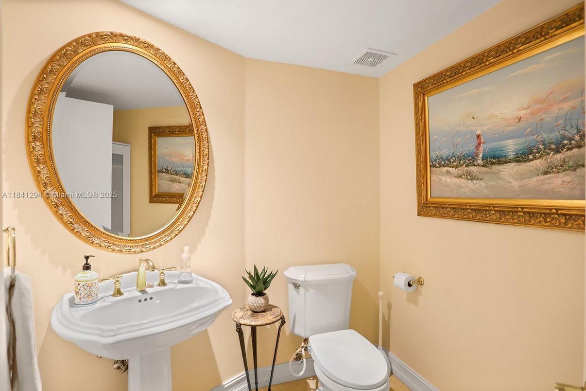 Bathroom, Interior