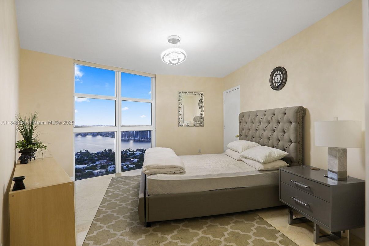 Bedroom, Interior, Water