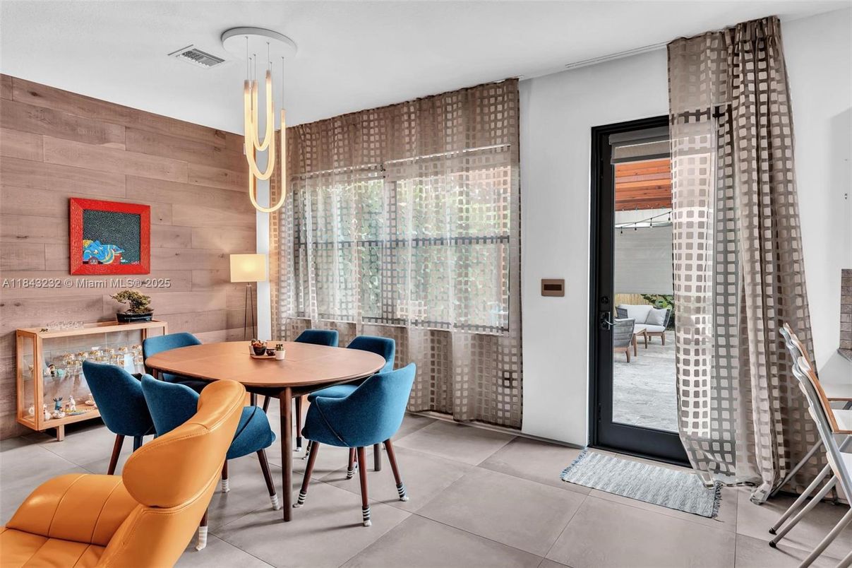 Dining room, Interior, Pendant Lights, Wooden Walls