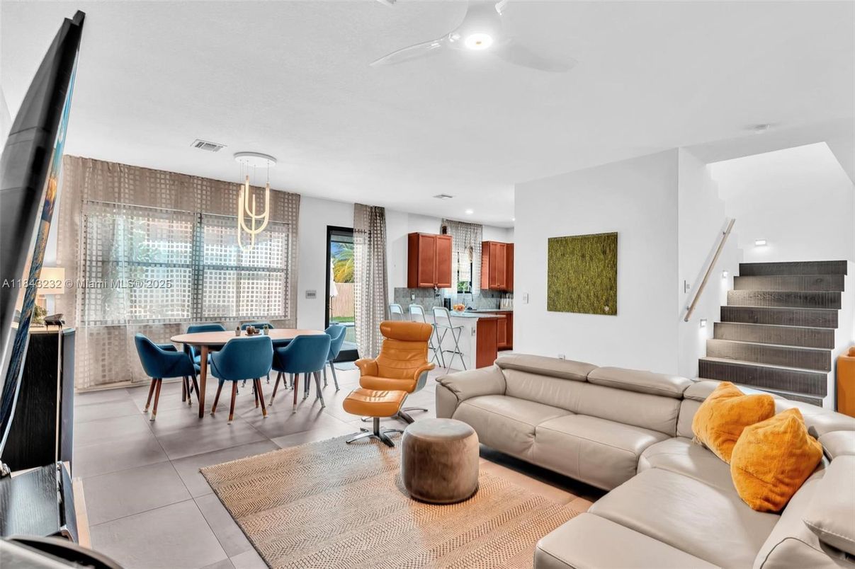 Dining room, Interior, Kitchen, Living room, Pendant Lights, Recessed Lighting