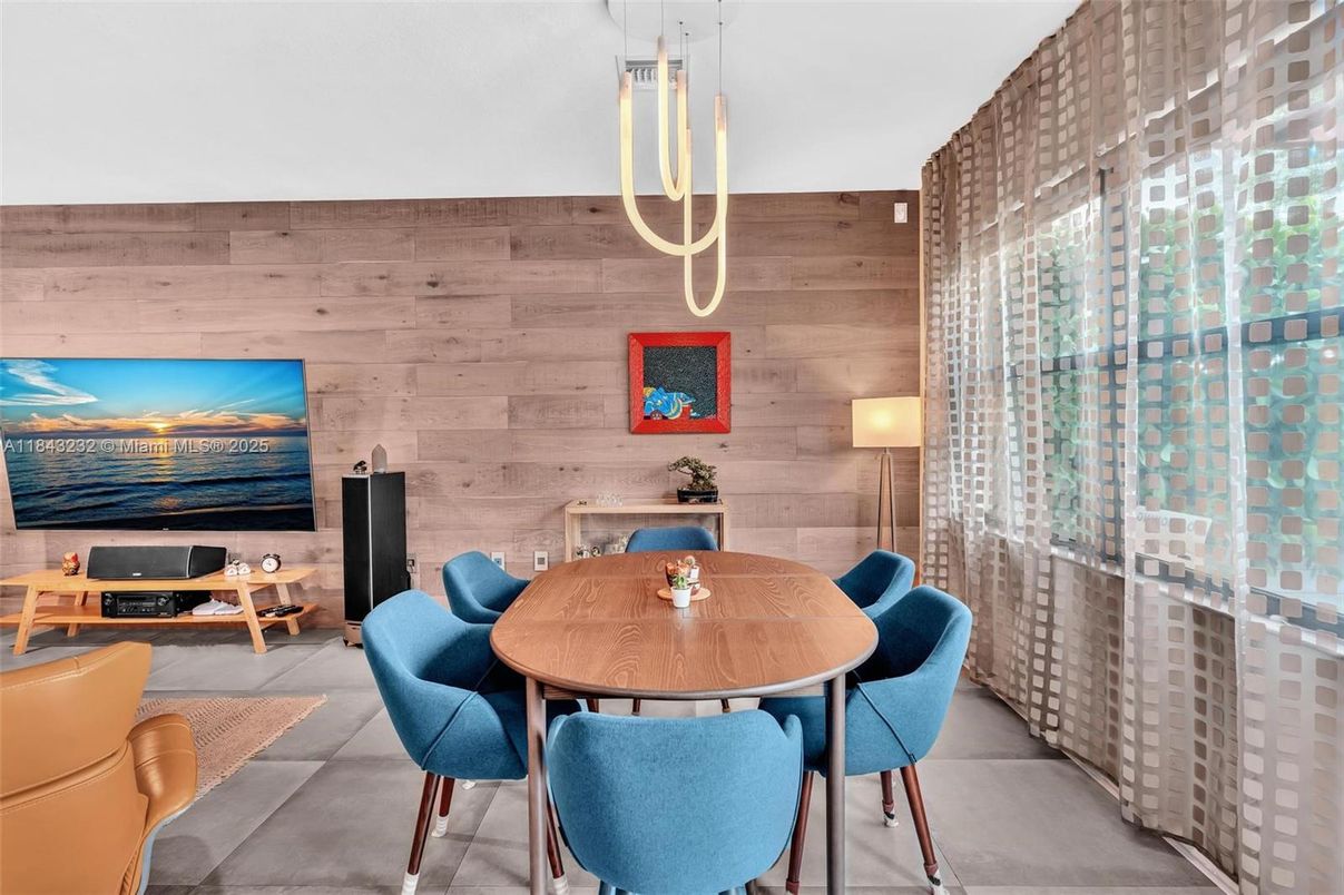 Dining room, Interior, Pendant Lights, Wooden Walls