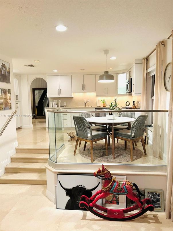 Dining room, Interior, Kitchen, Pendant Lights, Recessed Lighting