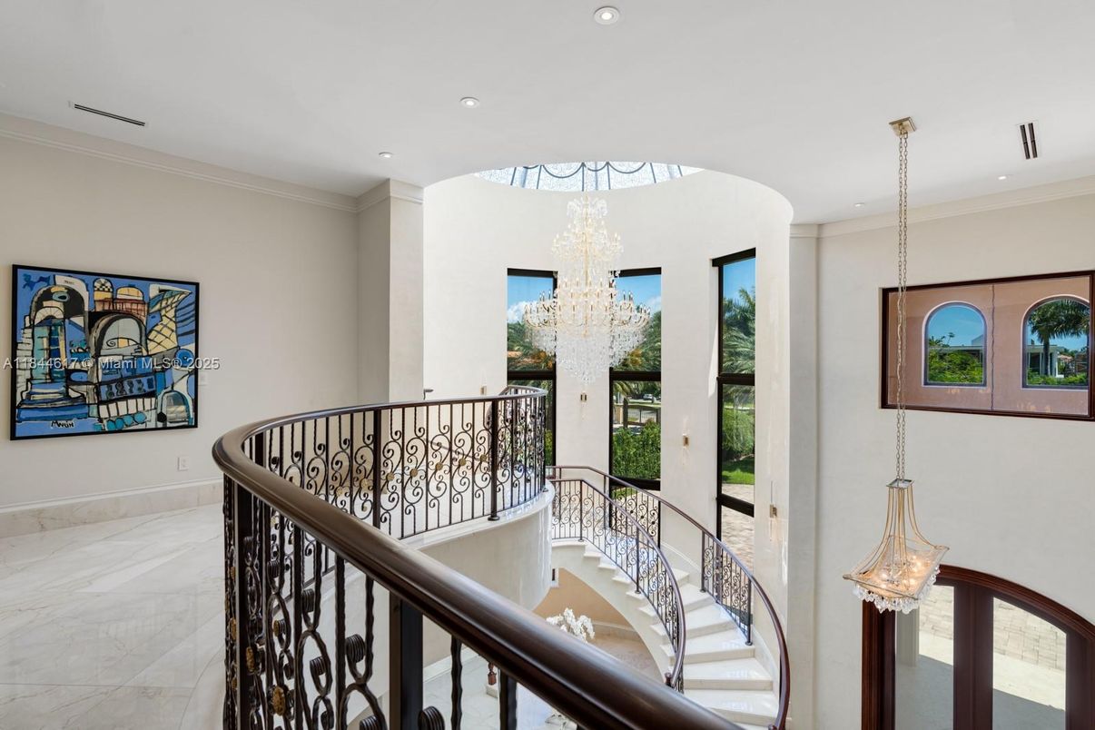 Chandelier, Interior, Marble, Recessed Lighting