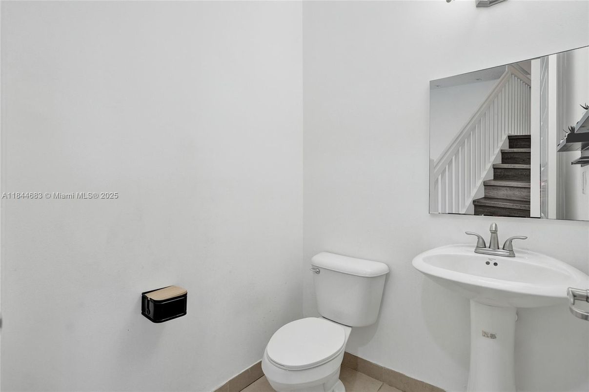 Bathroom, Interior