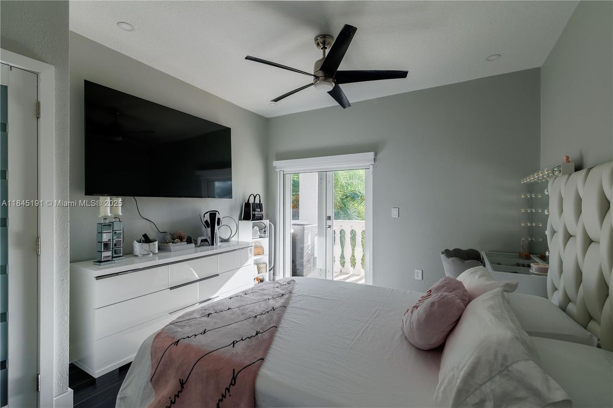 Bedroom, Interior
