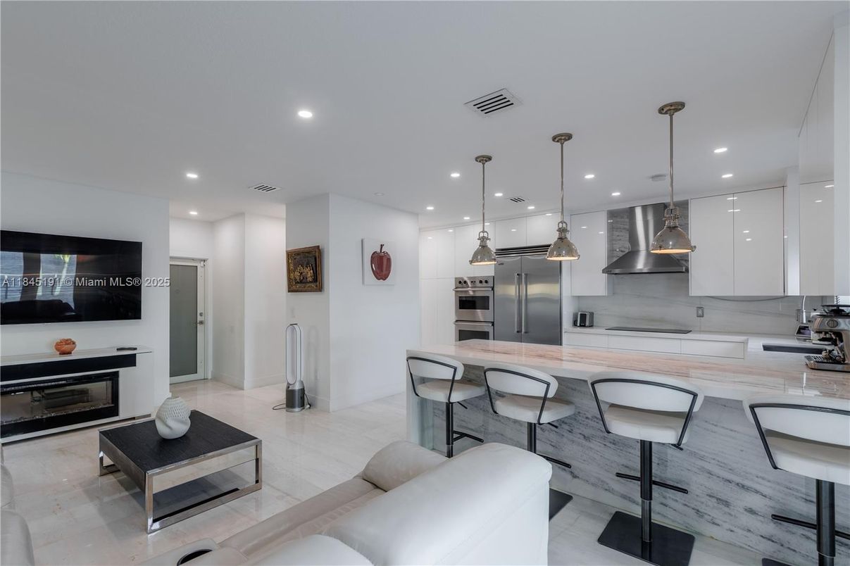 Interior, Kitchen, Pendant Lights, Recessed Lighting, Stainless Steel Appliances