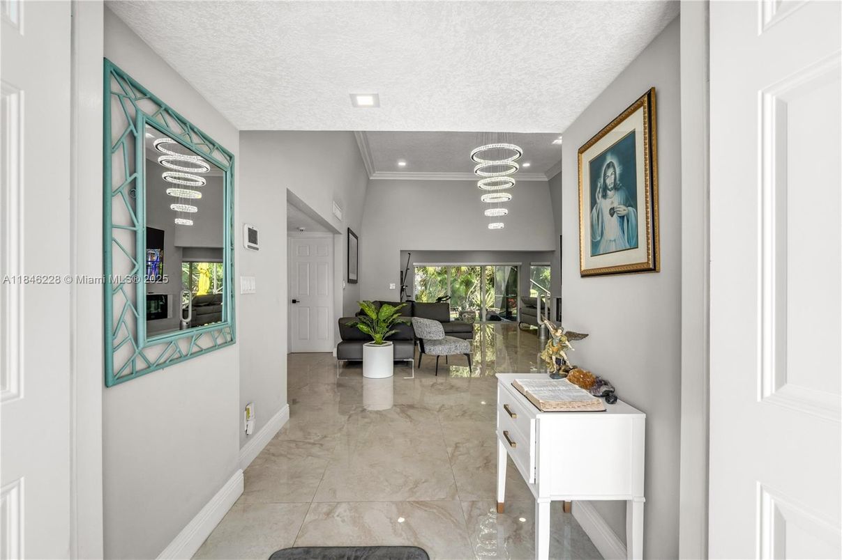 Interior, Pendant Lights, Recessed Lighting