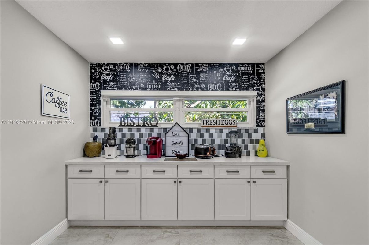 Interior, Marble, Recessed Lighting
