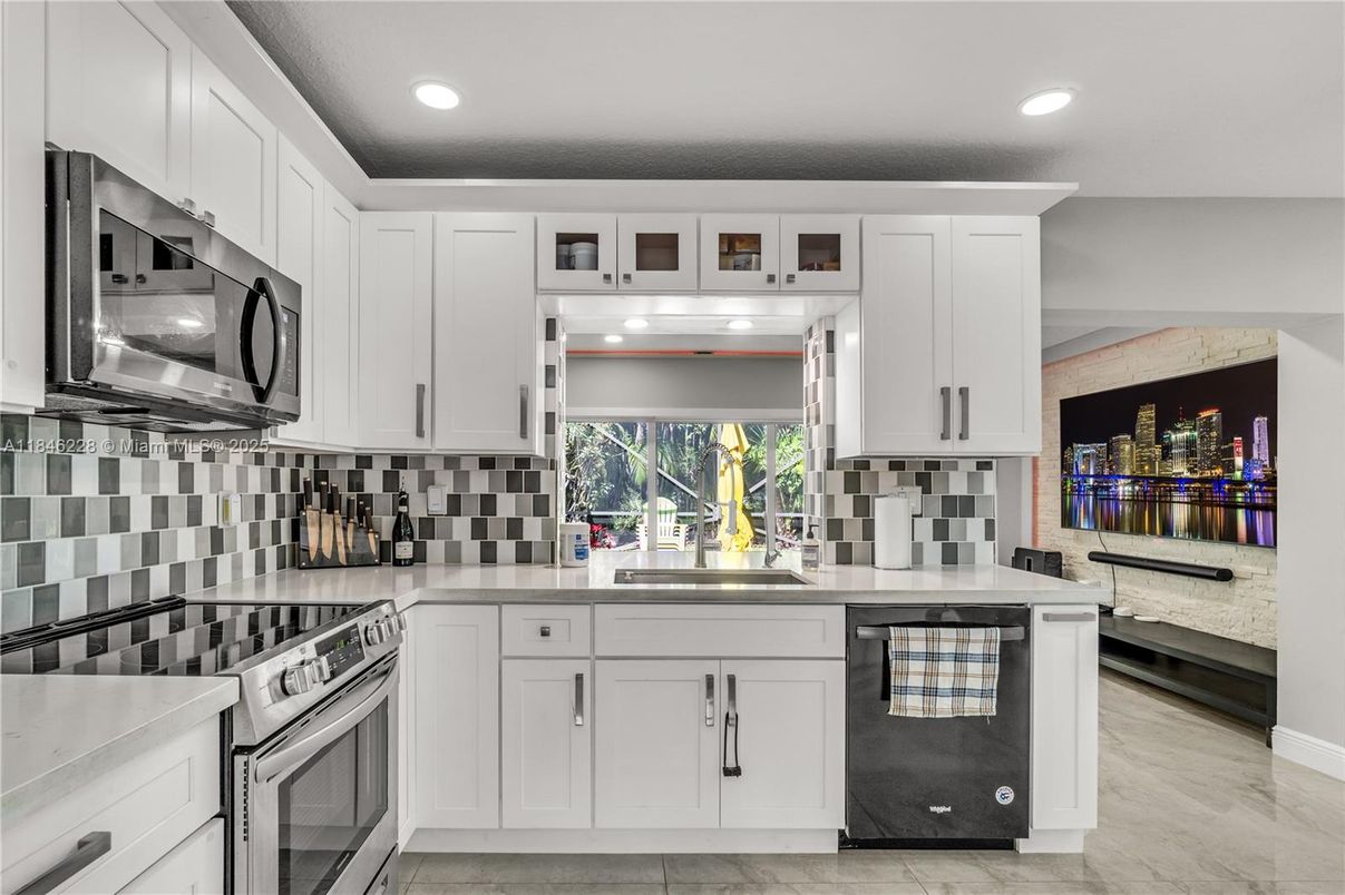 Interior, Kitchen, Marble, Recessed Lighting, Stainless Steel Appliances