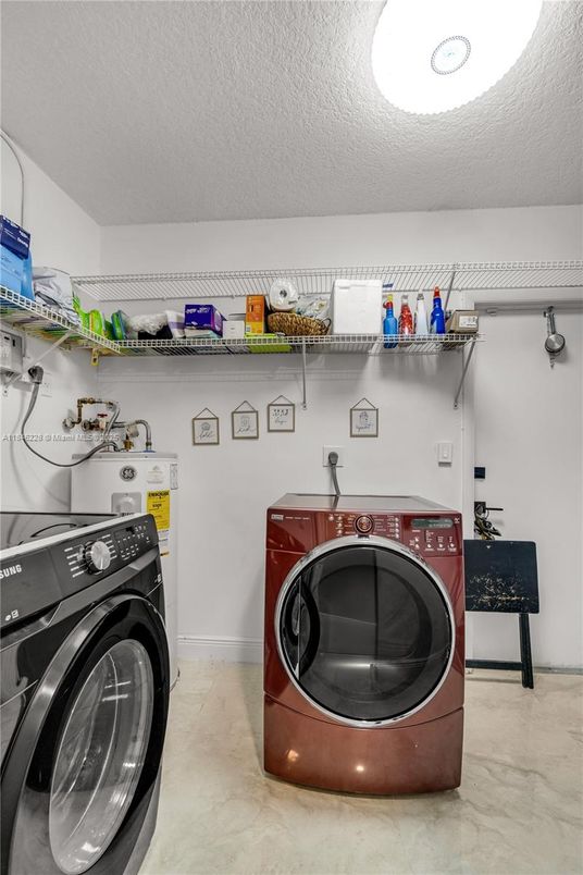 Interior, Recessed Lighting, Utility Closets, Washer