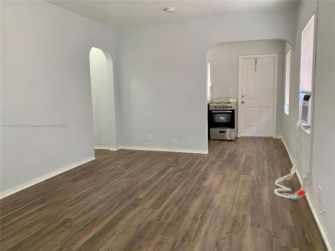 Empty room, Interior, Kitchen, Wood Texture Flooring