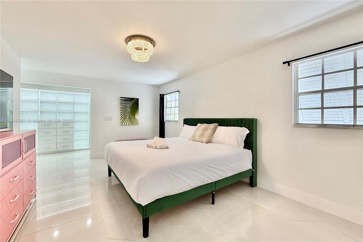 Bedroom, Chandelier, Interior