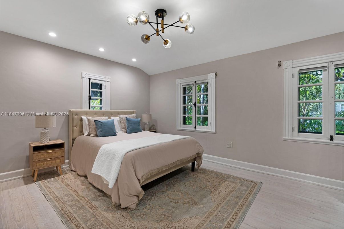 Bedroom, Interior, Pendant Lights, Recessed Lighting, Wood Texture Flooring