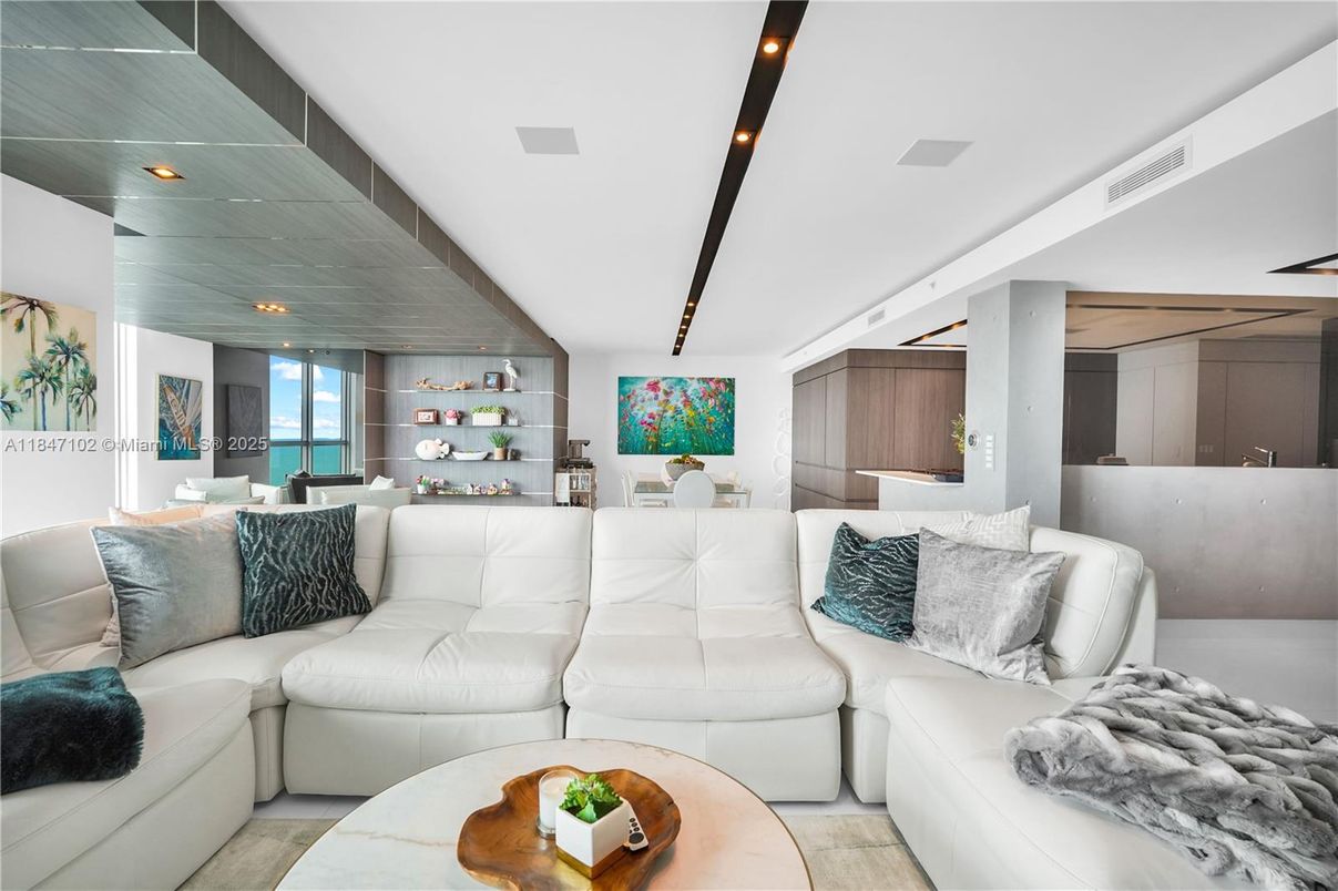 Interior, Living room, Recessed Lighting