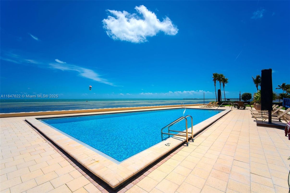 Exterior, Pool, Water