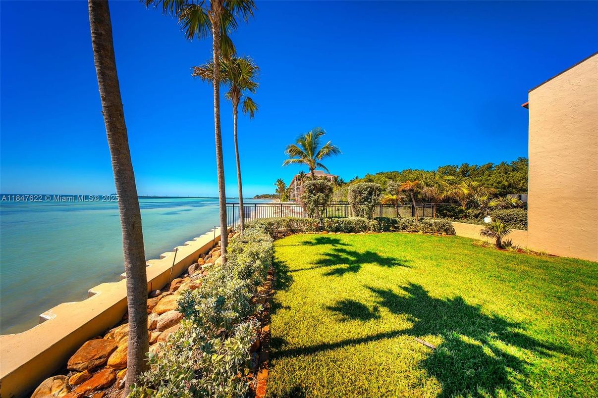 Backyard, Exterior, Water