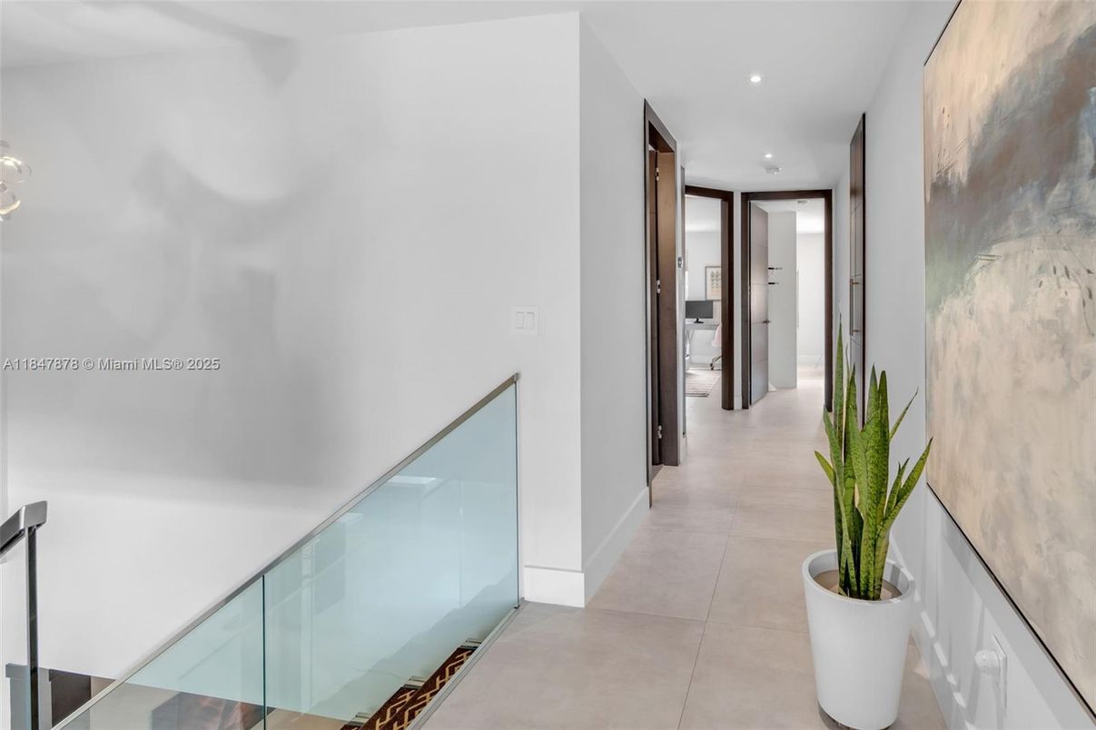 Interior, Recessed Lighting