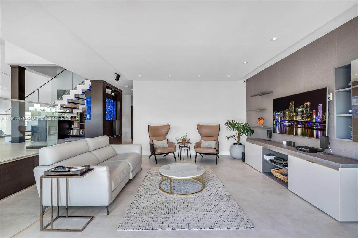 Interior, Living room, Recessed Lighting