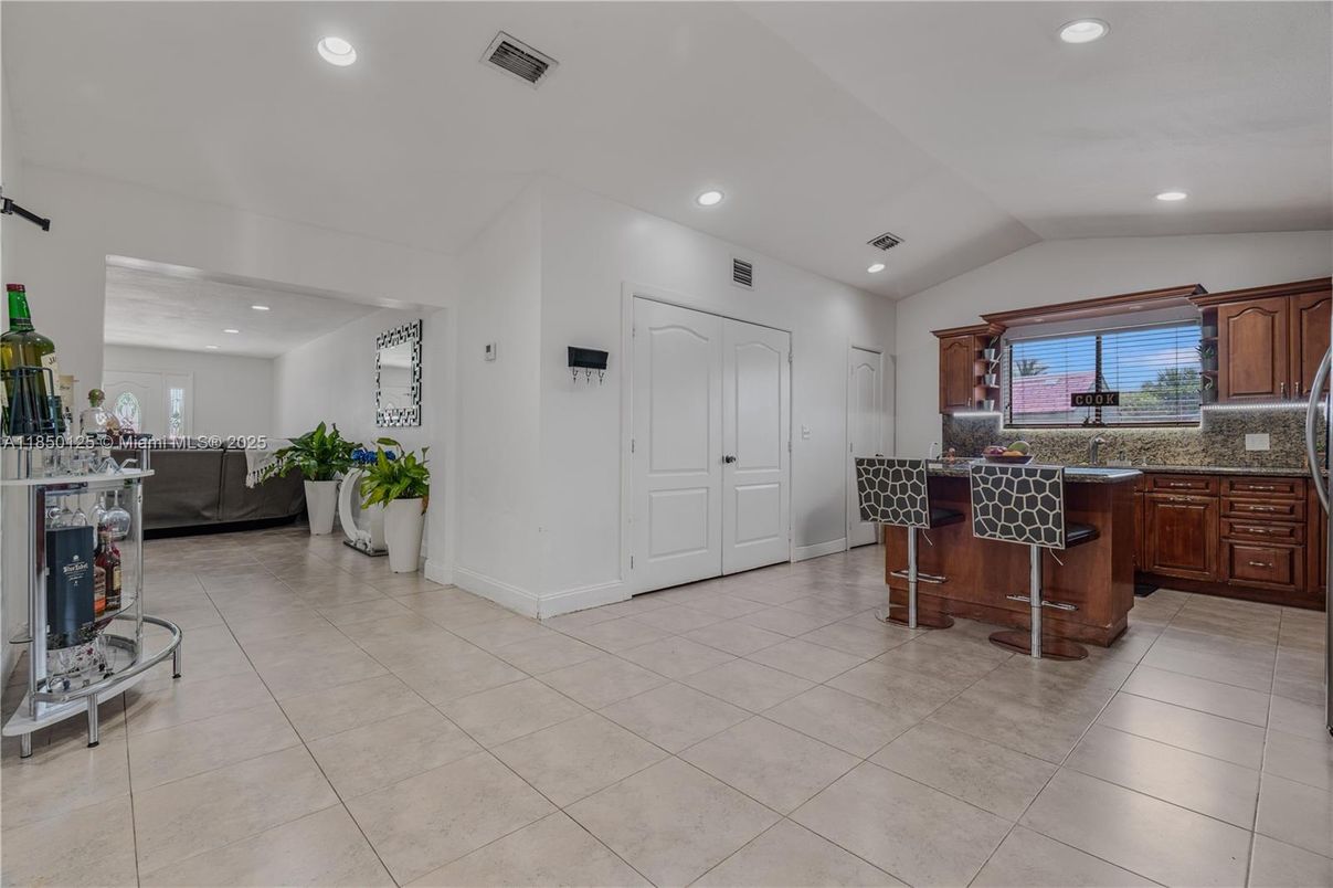 Interior, Kitchen, Recessed Lighting